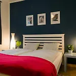 公寓 Toldi68 Apartmanhaz *