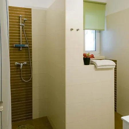 Toldi68 Apartmanhaz Lejlighed Keszthely