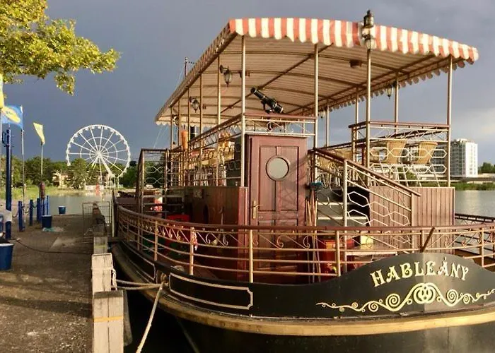 Toldi68 Apartmanhaz Apartment Keszthely