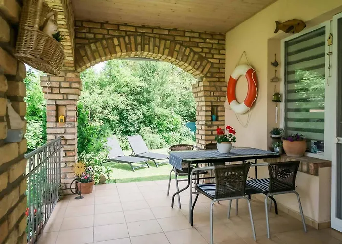 Toldi68 Apartmanhaz Keszthely